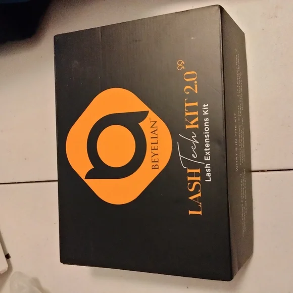 Lash Tech kit - Picture 3 of 3